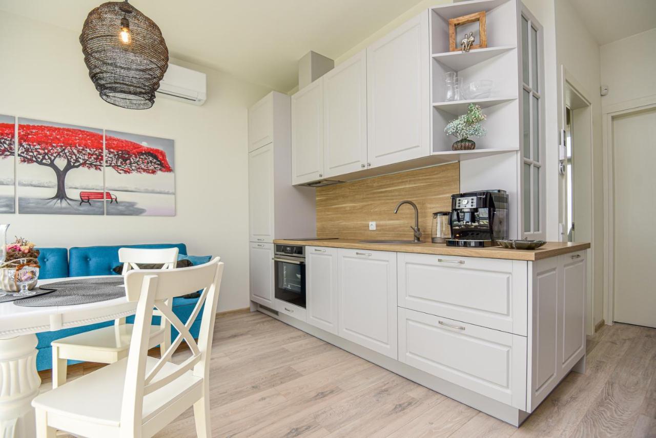 Apartamentai Melyna Jura Palanga Buitenkant foto